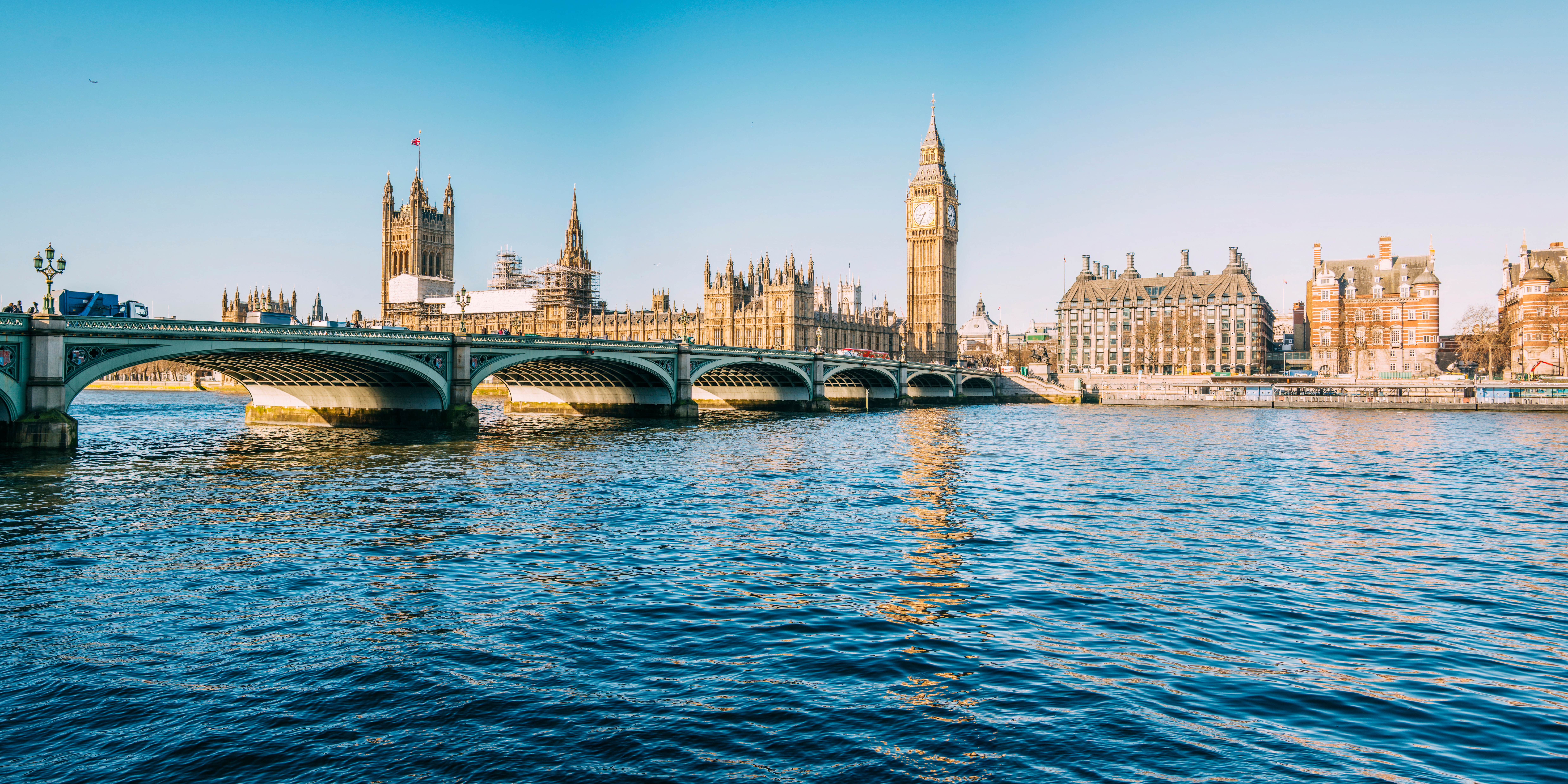 iStock-516327758_thames.jpg