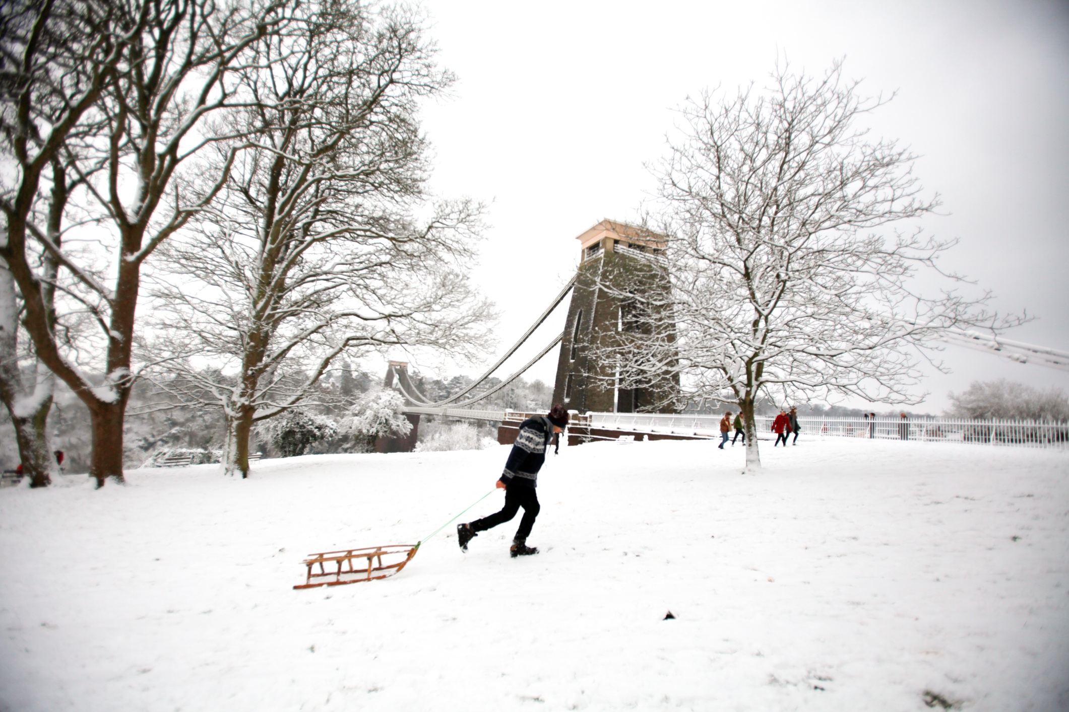 iStock-475671739_clifton suspension bridge_winter
